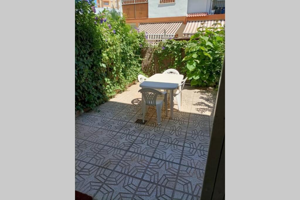 2 Bedroom Townhouse In Beautiful Gated Complex Benidorm Exteriér fotografie