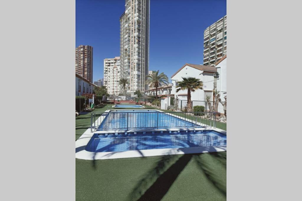 2 Bedroom Townhouse In Beautiful Gated Complex Benidorm Exteriér fotografie